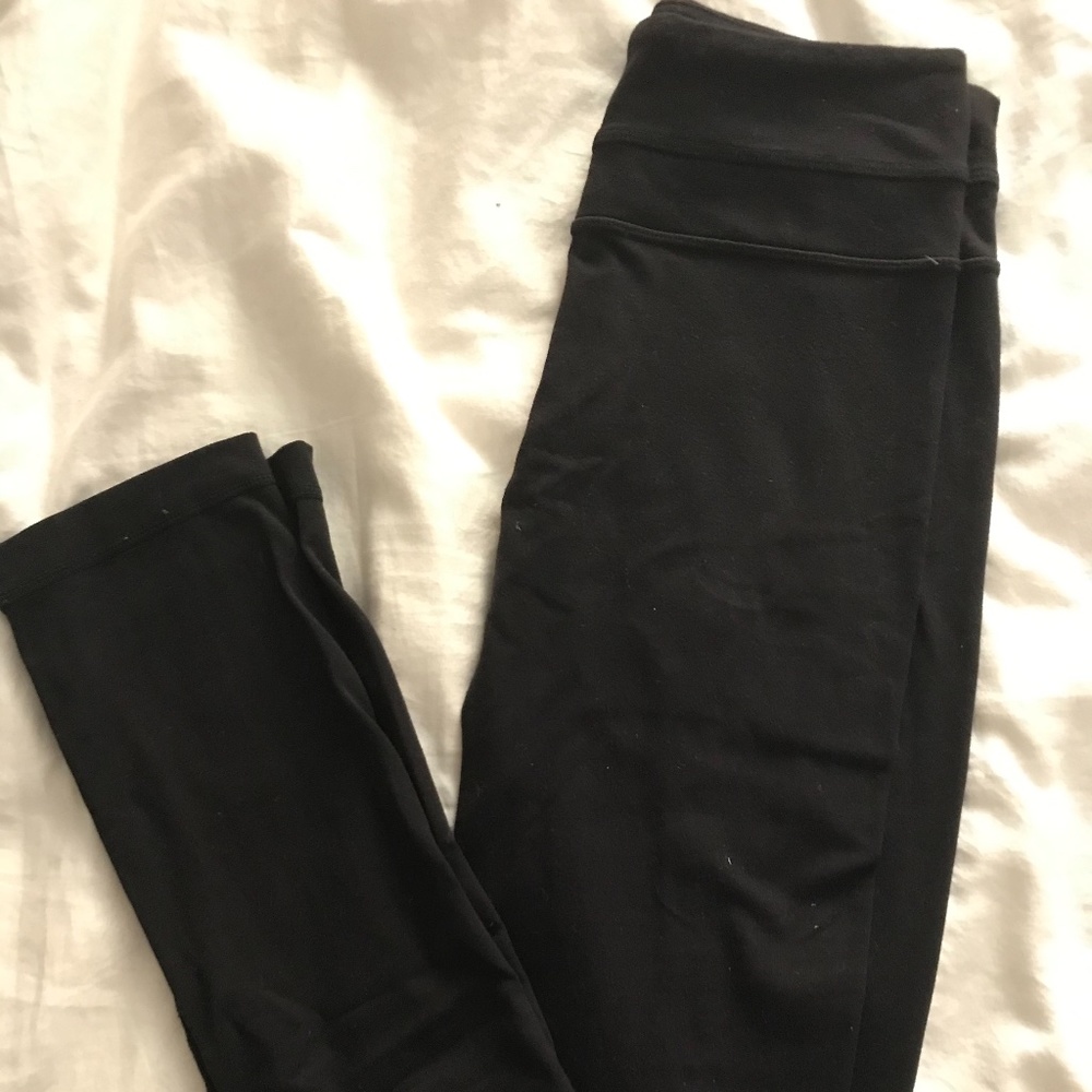 Lululemon high waisted black leggings size 4